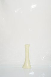 Uzun 40 cm Krem Rengi İşlemeli Fil Ayağı Dengeli Delikli Desenli Vazo - 1