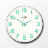 Kalın Rakkam 35 cm Ebat Çapında Bombe Cam Fosforlu Duvar Saati thumbnail 3