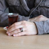 Tuğra İşlemeli Kırmızı Zirkon Taşlı 925 Ayar Gümüş Milli İrade Yüzüğü - 6