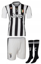 JUVENTUS RONALDO ÇOCUK FORMA ŞORT VE TOZLUK - 1