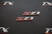 Chevrolet Silverado Z71 Off Road Çamurluk Yanı 3M Krom Metal Logo - 3