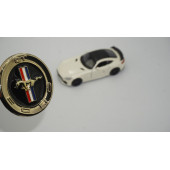 DK Ford Mustang 2.3T GT500 Gold Metal Bagaj Logo Arma Amblem thumbnail 1
