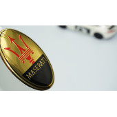 DK Tuning Ön Kaput Gold Mavi Vidalı Logo Arma Maserati İle Uyumlu - 1