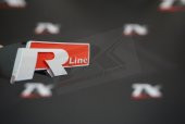 Volkswagen VW Passat B8 R Line Ön Panjur Orjinal Logo - 1