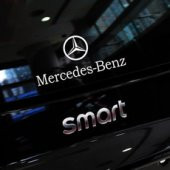 MERCEDES BENZ CAM STİCKER - 1
