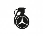 Mercedes Araba Komik El Bombası Sticker Yapıştırma - 1
