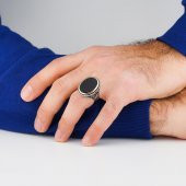 925 Ayar Gümüş Oniks Taşlı Erkek Yüzük thumbnail 2