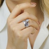 925 Ayar Gümüş Zirkon Taşlı Tek Taş Model Yüzük thumbnail 1