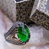 925 Ayar Gümüş Yeşil Zirkon Taşlı Yüzük thumbnail 1