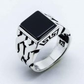 925 Ayar Gümüş Kare Oniks Taşlı Yüzük thumbnail 2