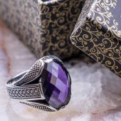 925 Ayar Gümüş Mor Zirkon Taşlı Örgü Desenli Yüzük thumbnail 1
