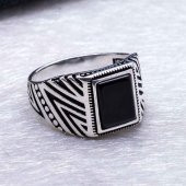 925 Ayar Gümüş Kare Oniks Taşlı Yüzük thumbnail 3