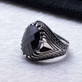 925 Ayar Gümüş Fasetli Siyah Taşlı Yüzük thumbnail 4