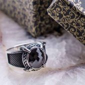 925 Ayar Gümüş Siyah Taşlı Yüzük thumbnail 1