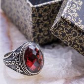 925 Ayar Gümüş Kırmızı Zirkon  Taşlı Yüzük thumbnail 1