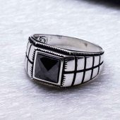 Kare Siyah Zirkon Taşlı Gümüş Yüzük thumbnail 4