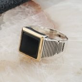 Kare Siyah Oniks Taşlı Gümüş Erkek Yüzük thumbnail 3