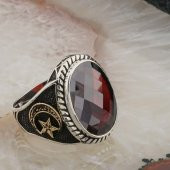 Kırmızı Zirkon Taşlı Ay Yıldız Detaylı  Gümüş Erkek Yüzük thumbnail 2