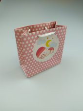 KARTON ÇANTA PEMBE BEBEKLİ 11CM X 11CM - 1 ADET - 1
