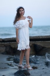 Farbalalı Güpür Beyaz Nikah Elbise - 3