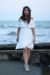 Farbalalı Güpür Beyaz Nikah Elbise - 4