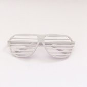 GÖZLÜK PANJUR BEYAZ IŞIKLI - 1