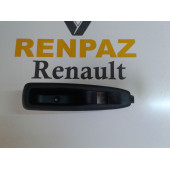 CLİO 4/CAPTUR ARKA KAPI İÇ TUTAMAĞI DÜĞMELİ TİP 829507217R - 829616434R - 1