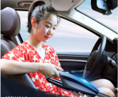 12 V ÇAKMAKLIK GİRİŞLİ ARAÇ OTO İÇİ SÜPÜRGESİ ALETİ ELEKTRİK ÇAKMAKLIKLI ARABA ÖNÜ TEMİZLİK İÇİN SÜPÜRGE MAKİNESİ  ELEKTRİKLİ ŞARJLI MAKİNASI MAKİNA MAKİNE EPTTAVM ŞOK FIYATLARI FİYAT - 1
