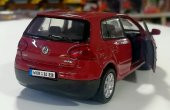 Volkswagen Golf 7 1/36 Ölçek Çek Bırak Metal Model Oyuncak Araba - 4