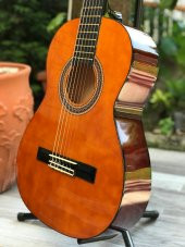VALENCIA VC103T KLASİK GİTAR SAP ÇELİKLİ 3/4 NATUREL Valencia VC103T 3/4 size Classical Guitar with Thrusroad, Natural
  - 3
