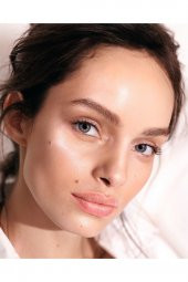 LOreal Paris Likit Aydınlatıcı - Glow Cherie Highlight 01 Light - 3