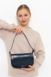 Kroko Desen Kapaklı Baguette Bag - 5