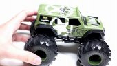 Hot Wheels Monster Trucks 1:24 Arabalar Army Jeep GJG71-FYJ83 - 4