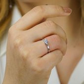 925 Ayar Gümüş Pırlanta Montür Tektaş Yüzük thumbnail 1