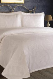 Safir Jakarlı Şönil Yatak Örtüsü Krem thumbnail 2
