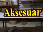 Sarı Aksesuar Yazılı Tabelası 3D LED Tabela Neon Etkili Işıklı Kutu Harf Tabela 30x45cm Pleksiglass - 1