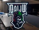 Daiju Yazılı Butik Özel Tabela 3D LED Tabela Neon Etkili Işıklı Kutu Harf Tabela 30x45cm Pleksiglass - 1