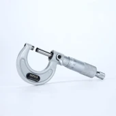 SYNTEK Mekanik Mikrometre 0-25mm 0.01mm - 3