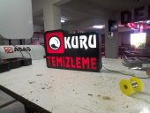 Kuru Temizleme Kırmızı Tabela 3D Led Neon Etkili Işıklı Tabela Kutu Harf Depo Reklam Tabela Maltepe thumbnail 1