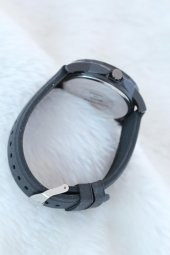 Gri Kadranlı Siyah Silikon Kordonlu Spor Kasa Bayan Kol Saati - 2