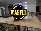 Waffle Sarı Tabela 3D Led Neon Etkili Işıklı Tabela Kutu Harf Depo Reklam Tabela Kartal İstanbul thumbnail 2