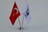 Türk Bayrağı ve Atatürk İmza İkili Masa Bayrak Takımı thumbnail 2
