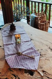 Lila Puantiyeli Duck Keten Runner - 1