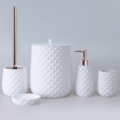By Selim Piramit 5 Parça Banyo Seti - Altın - 1