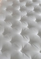 Niron Queen 120x200 Bir Buçuk Kişilik Pedli Yatak Seti Sütlü Kahve Kumaş Baza Başlık ve Yatak Takımı - 7