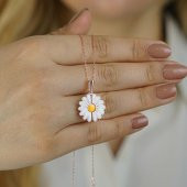 İsimli Papatya  Gümüş Bayan Kolye thumbnail 2