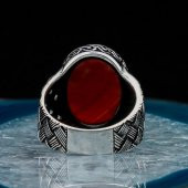 Oval Kırmızı Akik Taşlı Örgü Desenli Erkek Gümüş Yüzük thumbnail 4