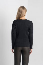 Kadın SİYAH OMUZU DUGMELİ TRİKO KAZAK 21K47532-99 3 - 4