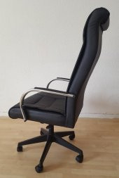 MAKAM KOLTUĞU ÇALIŞMA SANDALYESİ LÜKS PLASTİK AYAK thumbnail 4