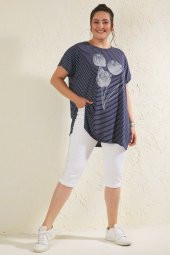 Büyük Beden Lacivert Salaş Çizgili Lale Baskılı T-shirt - 4